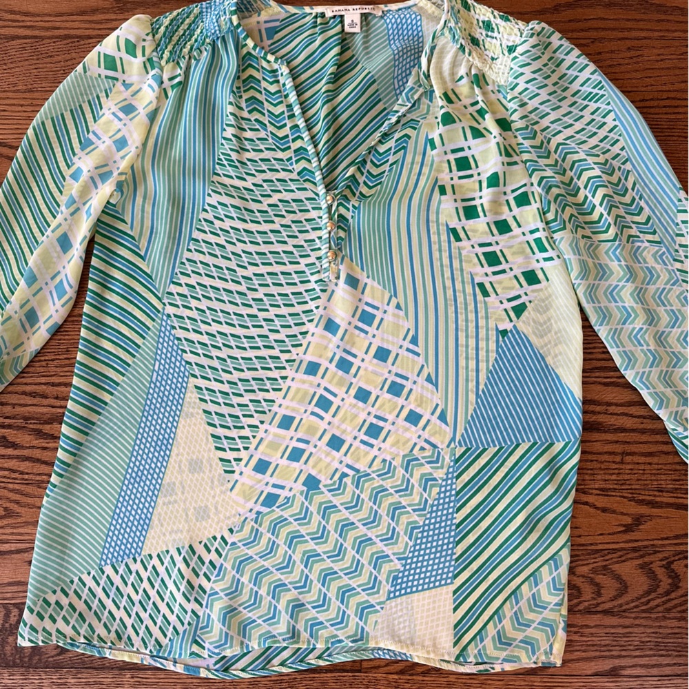 Banana republic size small blouse